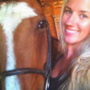Meet your Posher, Holly